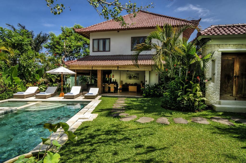 Hevea Villas Seminyak Kamer foto