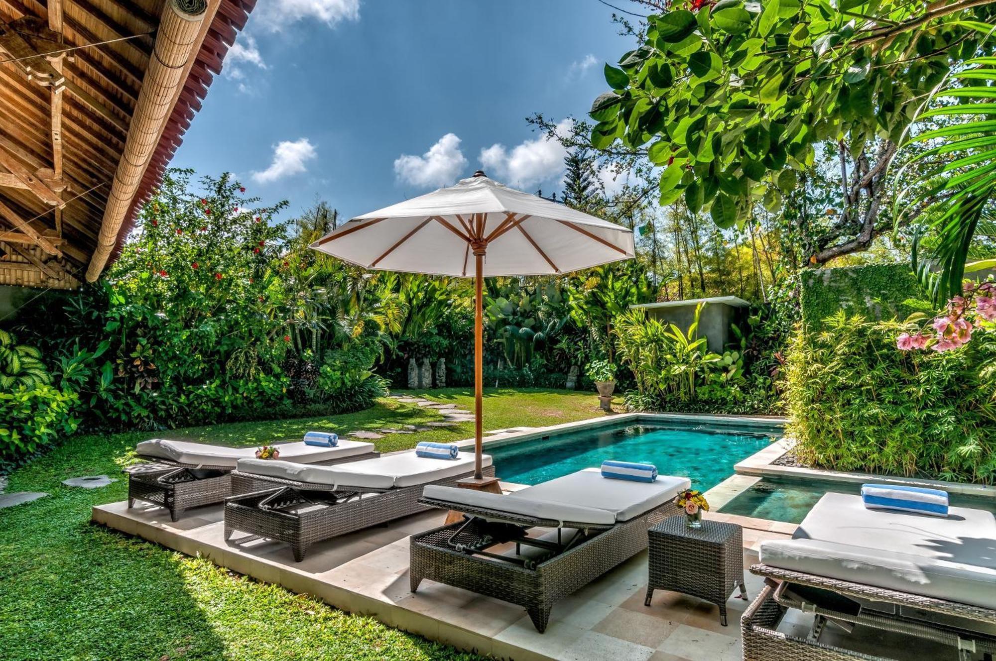 Hevea Villas Seminyak Kamer foto