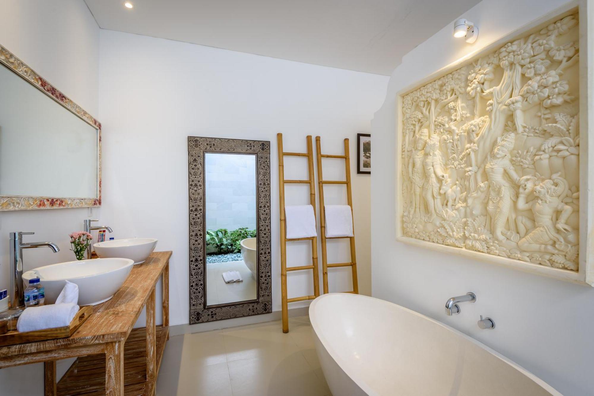 Hevea Villas Seminyak Buitenkant foto