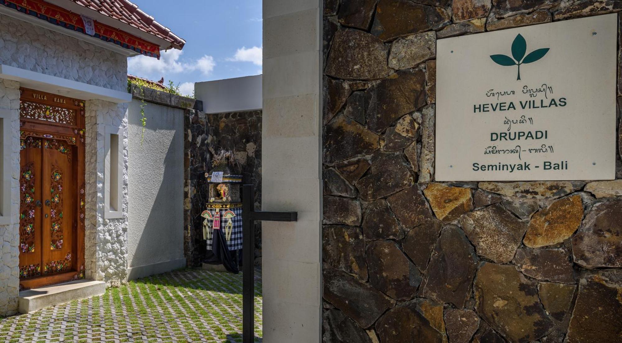 Hevea Villas Seminyak Buitenkant foto