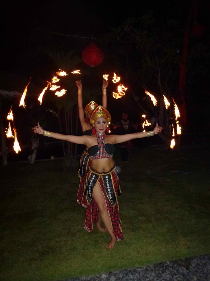 Hevea Villas Seminyak Buitenkant foto