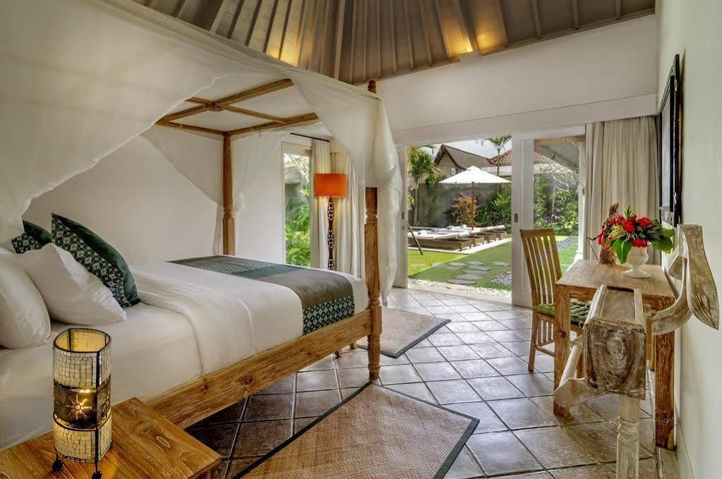 Hevea Villas Seminyak Buitenkant foto